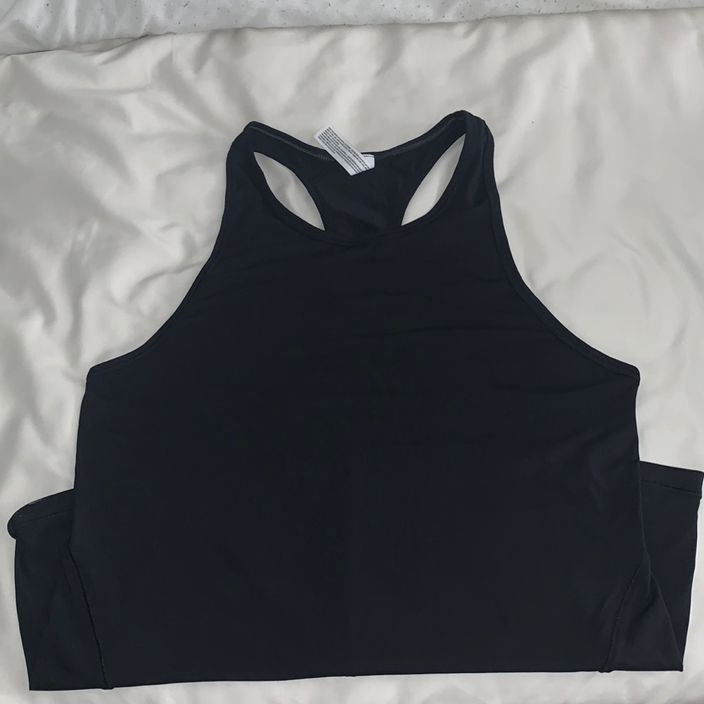 Small all in motion black tank top